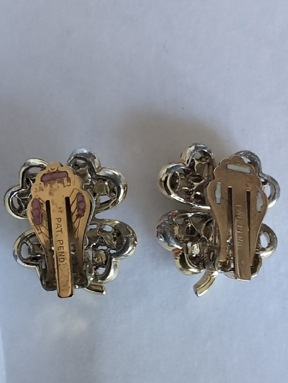 Vintage Sarah Coventry Gold-Tone Four-Leaf Clover Brooch and Clip Earrings Set - Picture 11 of 11